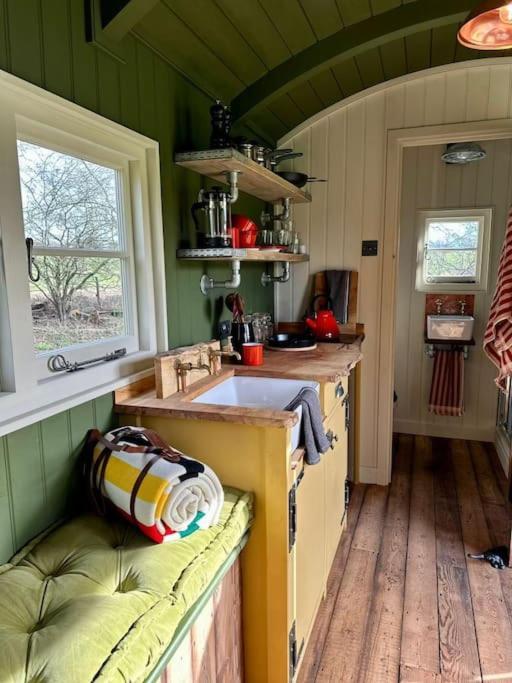 Apartment Secret Paddock Secluded Suffolk Getaway