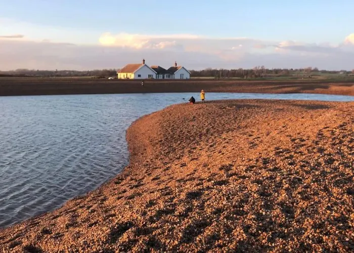 Secret Paddock Secluded Suffolk Getaway