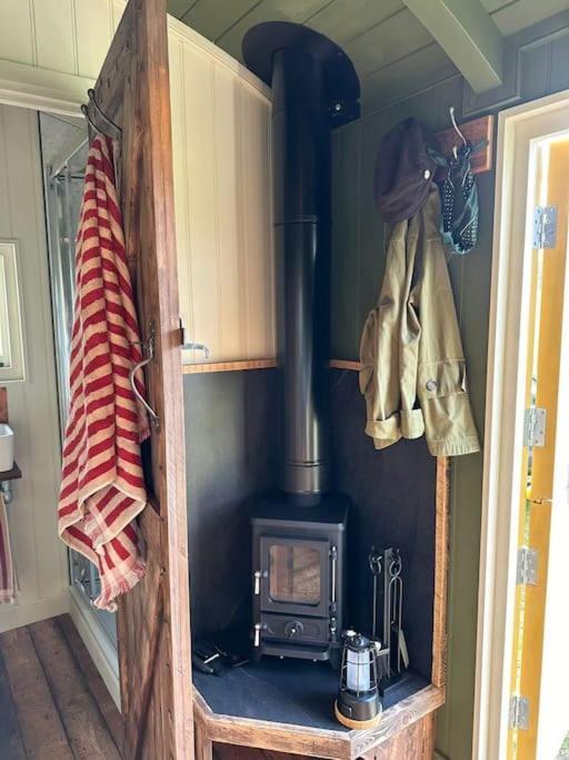 Secret Paddock Secluded Suffolk Getaway *